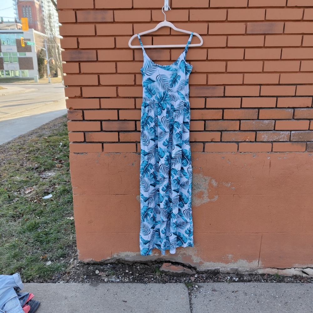 EC Sz M Lily Morgan maxi dress